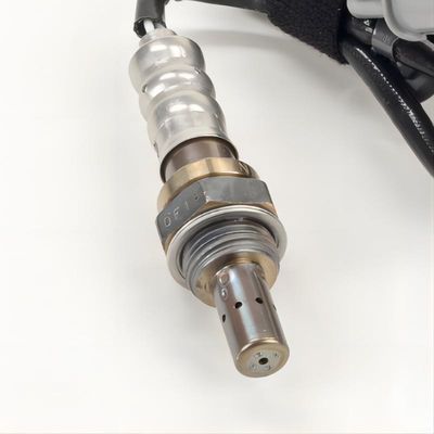 Mazda RX-7 кислородный датчик AJ0318861D для улучшения производительности двигателя